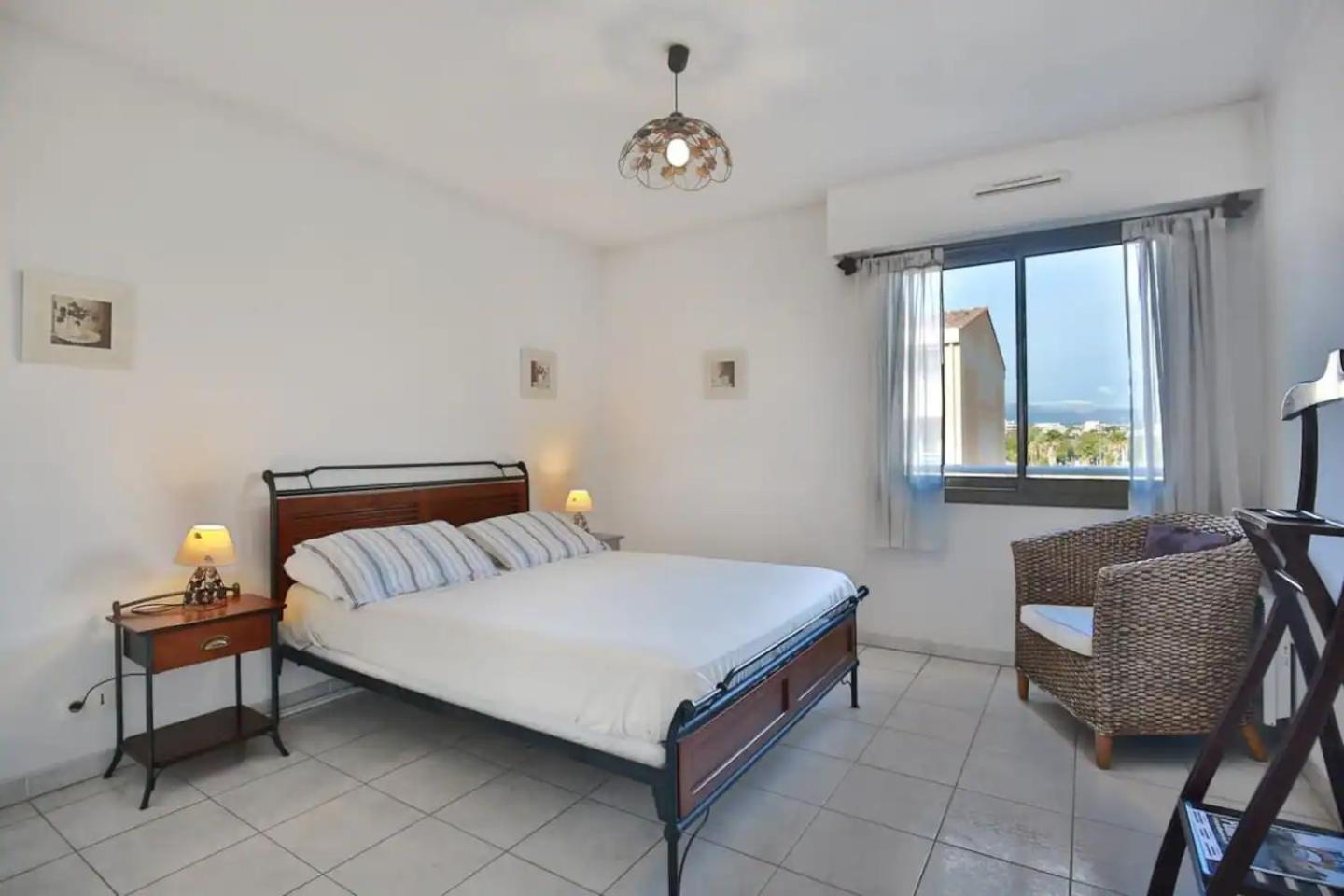Charming Two-Bedroom Apartment With Balcony And Garage By The Marina Antibes Extérieur photo